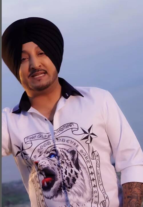 ਜਿਸ ਤੋਂ ਬਾਅਦ ਉਹ ਲੋਕਾਂ ਨੂੰ ਆਪਣੇ ਹਾਲ ਬਾਰੇ ਗੀਤ ਰਾਹੀਂ ਬਿਆਨ ਕਰਨਗੇ। ਆਖਿਰ ਬੁਰੇ ਦੌਰ ਵਿੱਚ ਕਲਾਕਾਰ ਦੇ ਨਾਲ ਕੀ-ਕੀ ਬੀਤਿਆ ਇਸ ਬਾਰੇ ਨਵੇਂ ਗੀਤ ਵਿੱਚ ਜ਼ਿਕਰ ਹੋਵੇਗਾ।