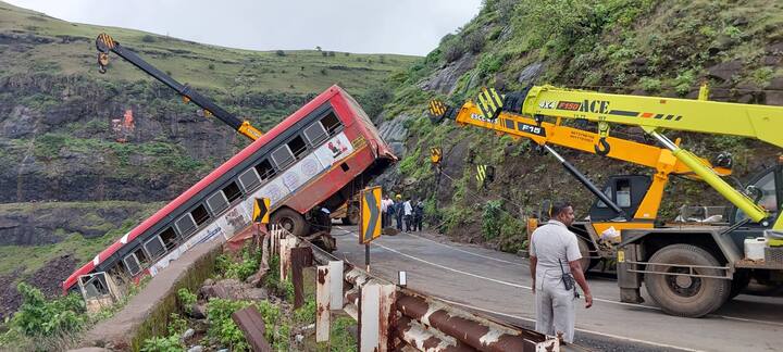 सकाळी दहा ते कार्यवाही सुरु करण्यात आली होती