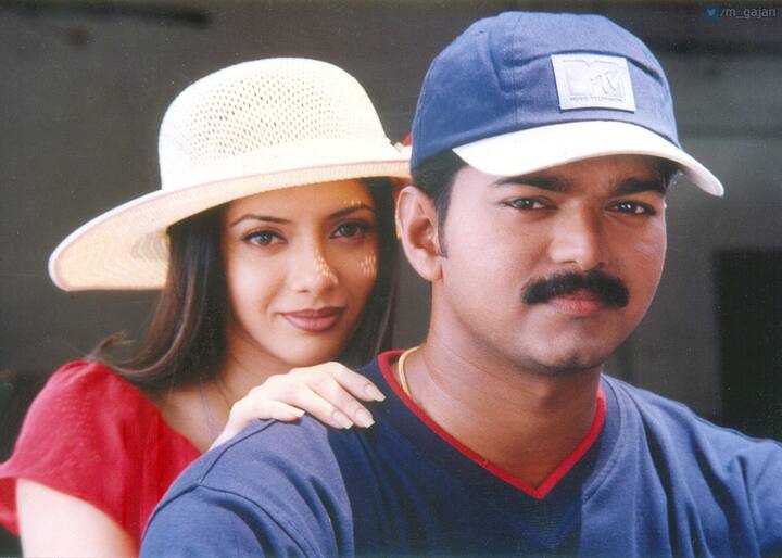 படத்திற்கு மிகப்பெரிய பலமாக நடிகர் விவேக்கின் காமெடி காட்சிகள் உதவியது. ஆக மொத்தம் பெயரைப் போல யூத் என்றும் இளமையான ஒரு படம் தான்...!