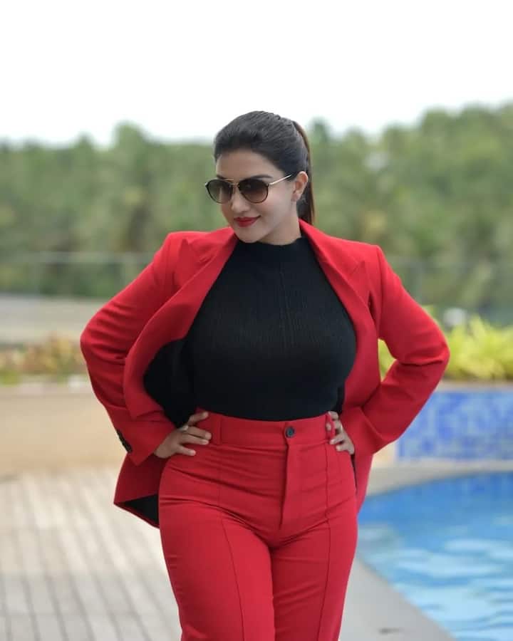 హనీ రోజ్ లేటెస్ట్ ఫొటోలు - Images Credit: Honey Rose/Instagram