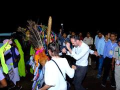 G20 में आए मेहमान मांडू में आदिवासियों संग झूमे, आज सीएम शिवराज होस्ट करेंगे डिनर