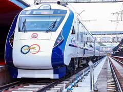 पेशाब करने के लिए प्लेटफॉर्म पर खड़ी 'वंदे भारत' में चढ़ गया शख्स, लगा 6000 रुपये का चूना