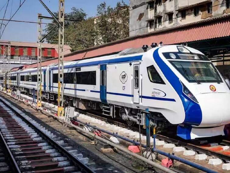 Viral News Man Flushes Rs 6,000 For Urinating On Vande Bharat Express Bhopal Viral News: టాయిలెట్ కోసం వందే భారత్ రైలెక్కాడు, ఏకంగా రూ.6 వేలు హుష్‌కాకీ!