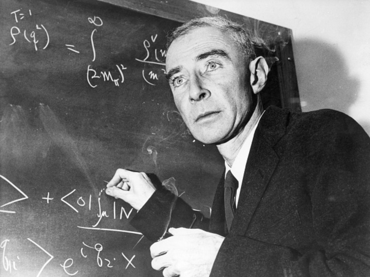 Oppenheimer was in Europe at a time when the continent's scientists were developing the theory of quantum mechanics, and this helped him conduct significant research in physics. (Photo: Getty)