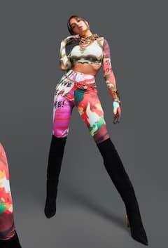 Nora Fatehi Looks Straight Out Of An Art Museum In Latest Pics - SEE