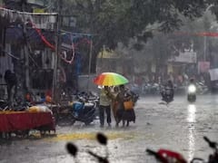 Waterlogging Due To Heavy Rains Paralyse Life In Telangana. Schools, Colleges Shut For Two Days