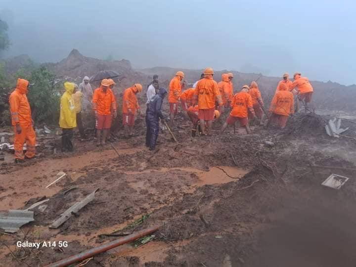 खालापूर येथील इर्शाळवाडी दरड दुर्घटनेत आतापर्यंत 80 जणांना वाचवण्यात यश आलं आहे. इर्शाळवाडी दरड दुर्घटनेत 12 जणांचा दुर्दैवी मृत्यू झाला आहे.