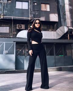 Nabha Natesh: యాక్షన్ క్వీన్‌లా కనిపిస్తున్న బ్లాక్ బ్యూటీ నభా నటేష్