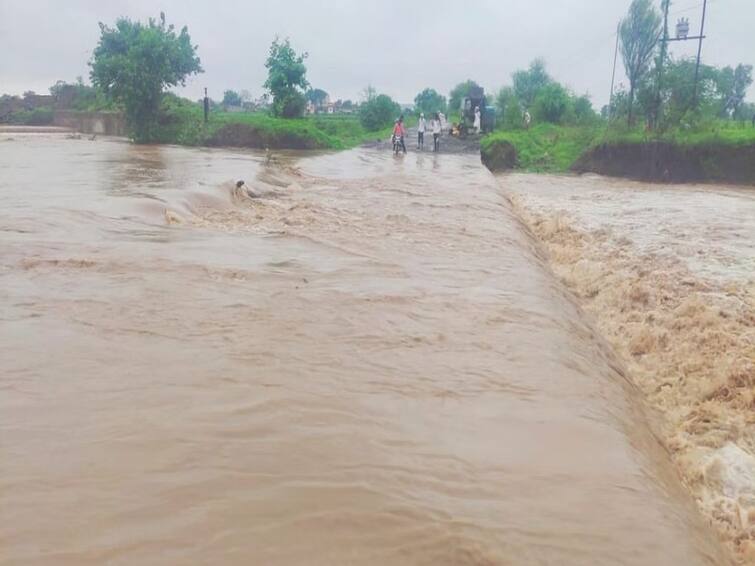 Maharashtra Flood Rains increased in Hingoli Vigilance warning to the riverside villages from the administration Hingoli Rain : हिंगोलीत पावसाचा जोर वाढला, प्रशासनाकडून नदीकाठच्या गावांना सतर्कतेचा इशारा