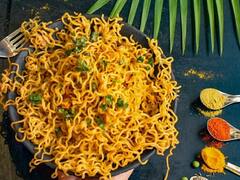 Unique Maggi Recipes: ஒரே மாதிரி மேகி செஞ்சு போர் அடிக்குதா? இதோ இருக்குது விதவிதமான ரெசிபிகள்!