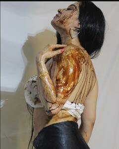 ਉਰਫੀ ਜਾਵੇਦ ਦੀ ਭੈਣ ਉਰੂਸਾ ਨੇ ਚਾਕਲੇਟੀ ਬਦਨ ਨਾਲ ਵਧਾਇਆ ਸੋਸ਼ਲ ਮੀਡੀਆ ਦਾ ਪਾਰਾ , ਫੋਟੋਆਂ ਦੇਖ ਪ੍ਰਸ਼ੰਸਕ ਹੋਏ ਬੇਤਾਬ