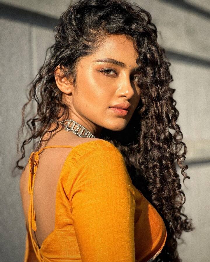 கனவுல மாட்டி கொழம்புன மீனு முழிச்சதும் தப்பிச்சா