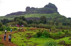 Irshalwadi Landslide: इर्शाळवाडी नेमकं कशासाठी प्रसिद्ध आहे? आणि बहुसंख्य लोक दरवर्षी तिथे का जातात? पाहा...