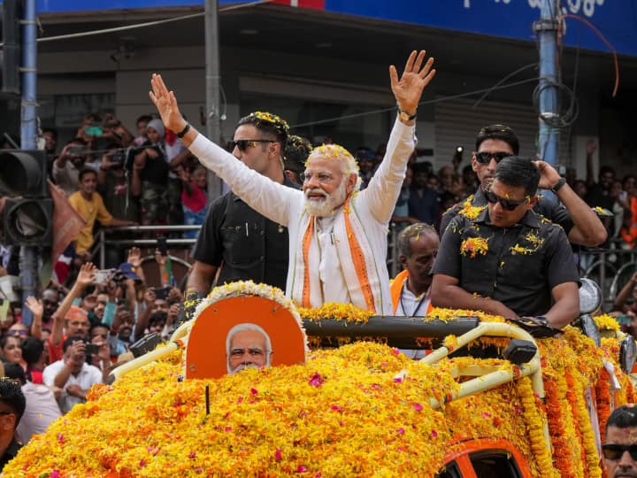 RAJKOT Airport: pm modi will visit in gujarat rajkot on 27th july 2023 for inauguration of Hirasar International Airport rajkot RAJKOT: આગામી 27 જુલાઇએ પીએમ મોદી રાજકોટ આવશે, લોકસભા પહેલા રંગીલા રાજકોટને આપશે આ મોટી ભેટ......