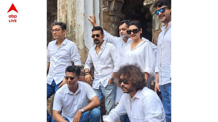 '২২ শ্রাবণ'-এর প্রবীর রায়চৌধুরী ও 'ভিঞ্চি দা'-র বিজয় পোদ্দার, এই দুই চরিত্রকে একই গল্পে নিয়ে আসছেন সৃজিত। টানটান এই থ্রিলার মুক্তি পাওয়ার কথা চলতি বছরের পুজোর সময়েই।