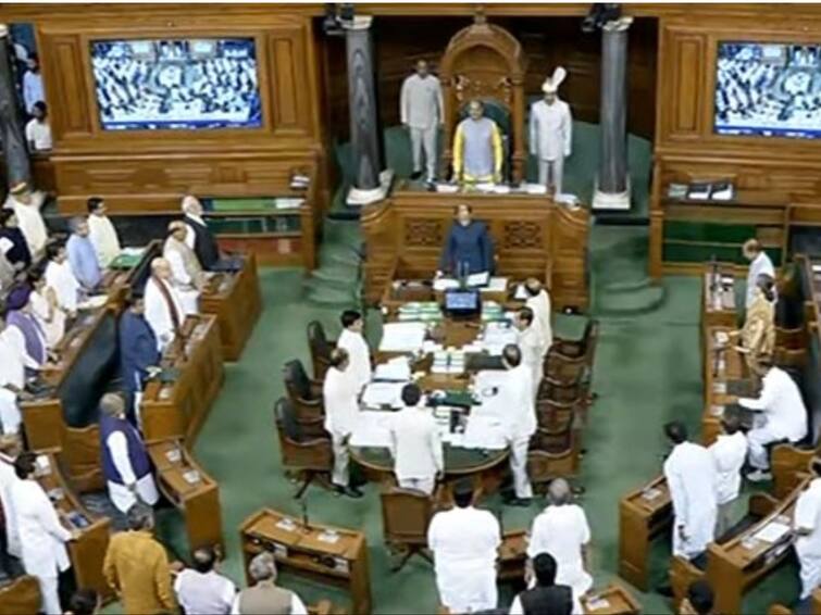 opposition party mp`s gives Suspension of Business Notice under Rule 267 in parliament to discuss Manipur situation Manipur Issue: ”மணிப்பூர் விவகாரம்.. நாடாளுமன்றத்தில் இன்றைக்கே பேசணும்” - எம்.பிக்களால் குவியும் மனுக்கள்