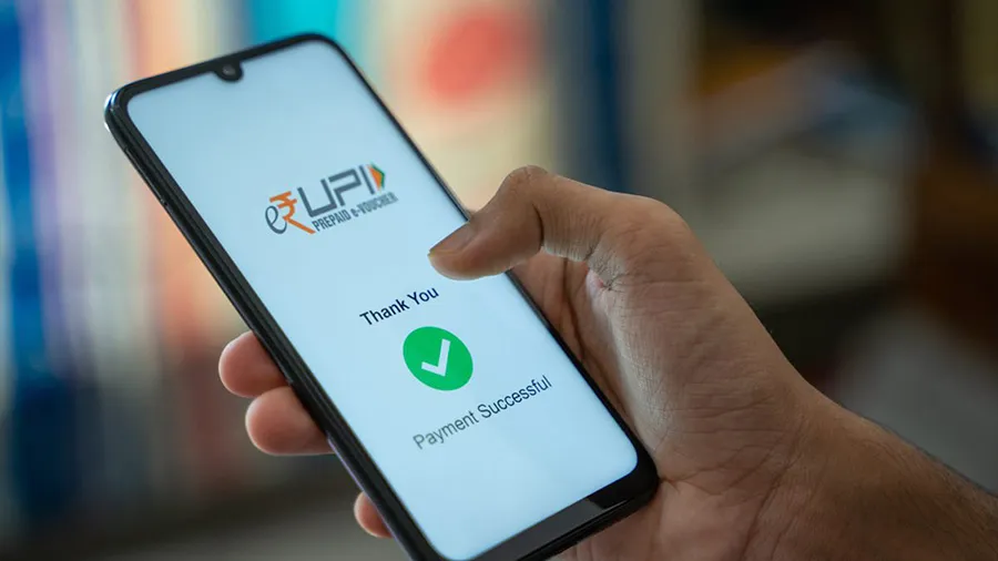 UPI : चुकीच्या UPI आयडीवर पाठवलेले पैसे कसे परत मिळवायचे घ्या, जाणून सविस्तर