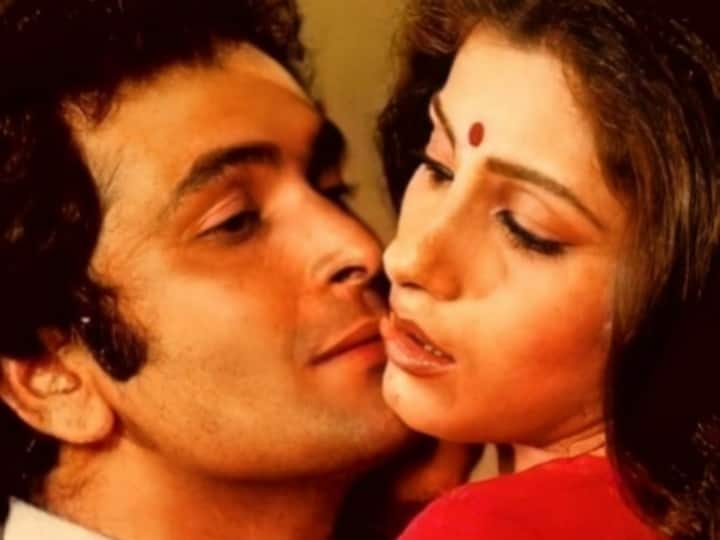 Bollywood Kissa: 80 के दशक में  ऋषि कपूर ने खुद रोमांटिक हीरो के तौर पर स्थापित किया था. जिन्होंने कई एक्ट्रेस के साथ रोमांस किया, लेकिन राजेश खन्ना की पत्नी को किस कर एक्टर की डर गए थे. जानिए क्यों
