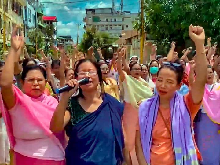 manipur violence news viral video kuki woman paraded what happened till now top points Manipur Violence: मुख्य आरोपी गिरफ्तार, सुप्रीम कोर्ट का एक्शन...गुस्से में पीएम मोदी, मणिपुर के वीडियो मामले से जुड़ी हर बड़ी बात