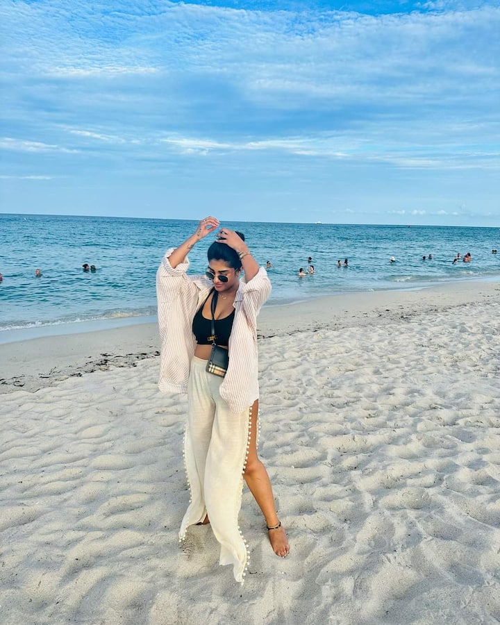 టాలీవుడ్ ఇండస్ట్రీలో క్యారెక్టర్ ఆర్టిస్ట్ గా గుర్తింపు తెచ్చుకున్న సురేఖ వాణి కూతురు సుప్రీత గురించి అందరికీ తెలిసిందే.