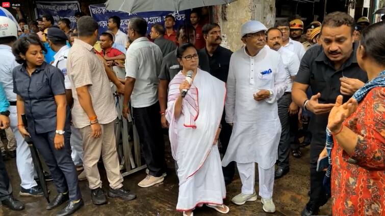 CM Mamata Banerjee Visits The Burnt Howrah Mangalhat Announcing CID Investigation In The Fire Incident CM Mamata Banerjee: CID তদন্ত হবে, ভস্মীভূত মঙ্গলাহাটের পরিস্থিতি দেখে ঘোষণা মুখ্য়মন্ত্রীর