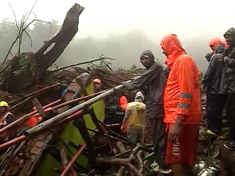Irshalwadi Landslide NDRF resumes rescue operations in Irshalewadi 16 dead 98 rescued and 100 missing so far Irshalwadi Landslide : इर्शाळवाडीतील बचावकार्याला पुन्हा सुरुवात, खाजगी संस्थांच्या टीम सरकारी संस्थांच्या मदतीला