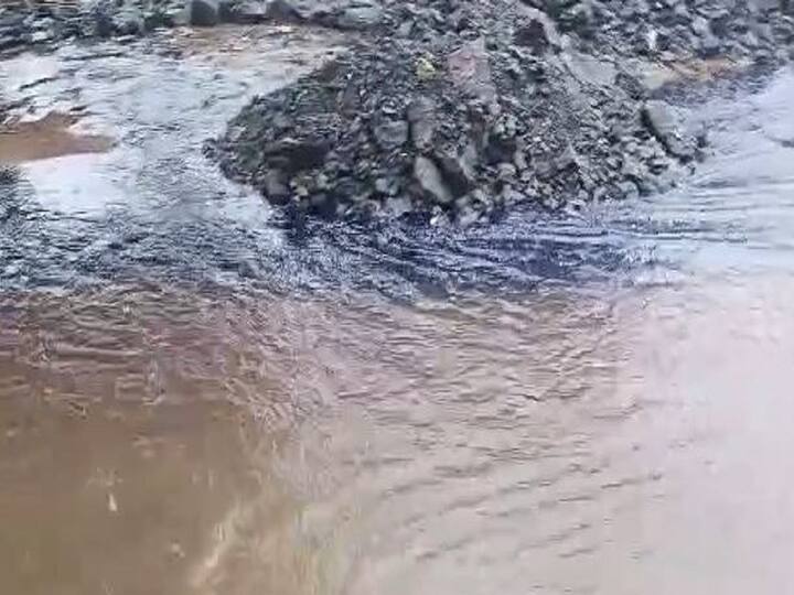 Chemical water directly into Ulhas River chemical companies in Badlapur MIDC Badlapur News: केमिकलचे सांडपाणी थेट उल्हास नदीत, बदलापूर MIDC मधील रासायनिक कंपन्यांचा प्रताप