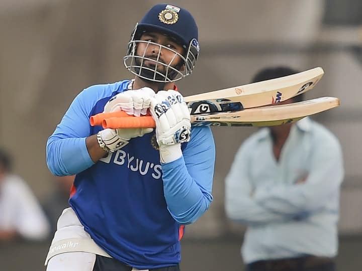 rishabh pant fitness update given by bcci fan reaction on social media team india Rishabh Pant Fitness Update: तो क्या विश्व कप 2023 में खेलेंगे ऋषभ पंत? BCCI ने दिया फिटनेस अपडेट तो फैंस को बढ़ी उम्मीद