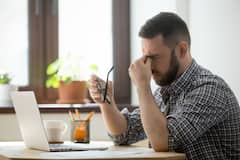 ये 7 बातें अगर आप में भी है तो समझ जाइए आप भी ऑफिस में करते हैं लोगों की जीहुजूरी