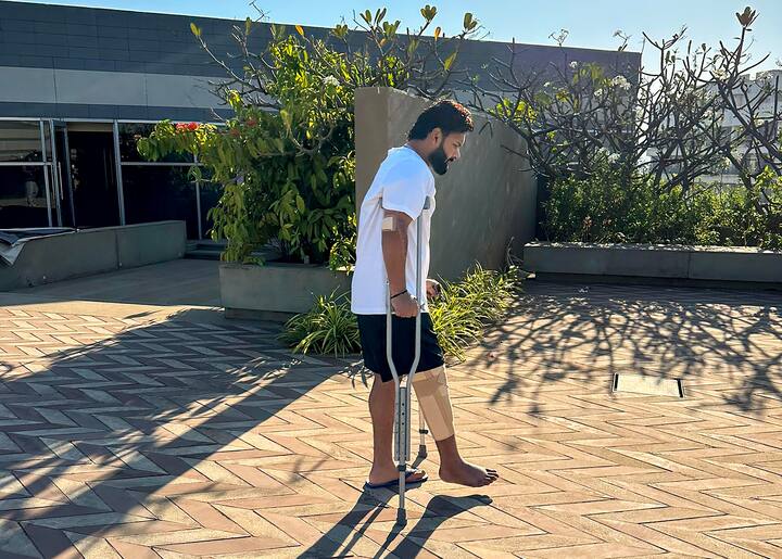 বোর্ড থেকে জানানো হয়েছে, দ্রুত উন্নতি করছেন ঋষভ পন্থ। নেটে ব্যাটিং ও কিপিং - দুইই শুরু করেছেন।