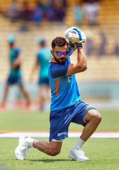 किंग कोहलीचे 500 व्या सामन्यात शतक, अशी कामगिरी करणारा पहिलाच खेळाडू