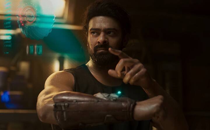 சூப்பர் ஹீரோ ஜானரில் உருவாகியுள்ள இப்படத்தில், பிரபாஸின் தோற்றம் மார்வெல் திரையுலகின் அயர்ன் - மேன் கதாபாத்திரத்தை நியாபகப்படுத்துகிறது