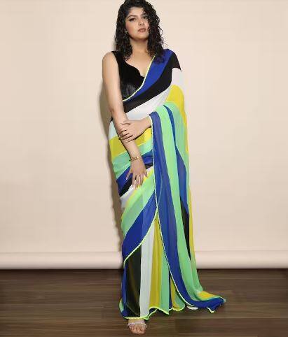 ਹਾਲ ਹੀ 'ਚ ਆਸ਼ੂਲਾ ਨੇ ਆਪਣੇ ਇੰਸਟਾਗ੍ਰਾਮ ਅਕਾਊਂਟ 'ਤੇ ਸਾੜ੍ਹੀ ਦੀਆਂ ਕੁਝ ਤਸਵੀਰਾਂ ਸ਼ੇਅਰ ਕੀਤੀਆਂ ਹਨ। ਜਿਸ 'ਚ ਉਹ ਬੇਹੱਦ ਖੂਬਸੂਰਤ ਲੱਗ ਰਹੀ ਹੈ।