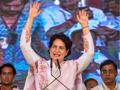 'मैं चाहूं तो...', ज्योतिरादित्य सिंधिया को लेकर ग्वालियर की रैली में क्या कुछ बोलीं प्रियंका गांधी?