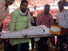 छत्तीसगढ़: आमरण अनशन पर बैठे कर्मचारी की बिगड़ी तबीयत, 1 घंटे तक रहा बेहोश, ये हैं मांगें