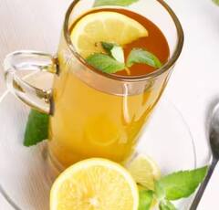 Mint and Ginger Iced Tea: ਬਦਲਦੇ ਮੌਸਮ 'ਚ ਜੇਕਰ ਤੁਸੀਂ ਆਪਣੇ ਆਪ ਨੂੰ ਰੱਖਣਾ ਚਾਹੁੰਦੇ ਹੋ ਹਰ ਬਿਮਾਰੀ ਤੋਂ ਸੁਰੱਖਿਅਤ, ਤਾਂ ਇਸ ਡੀਟੌਕਸ ਡਰਿੰਕ ਨੂੰ ਜ਼ਰੂਰ ਅਜ਼ਮਾਓ