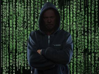 सावधान! भाई को दुबई से मिलेगा iPhone 14 कह इंस्टाग्राम के जरिये कर दिए 7 लाख रुपये साफ