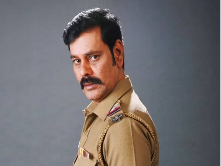 இதனிடையே கங்குவா படத்தில் வில்லனாக பிரபல ஒளிப்பதிவாளரும் நடிகருமான நட்டி நட்ராஜ் நடித்துள்ளார் என்ற சுவாரஸ்ய தகவல் வெளியாகியுள்ளது.