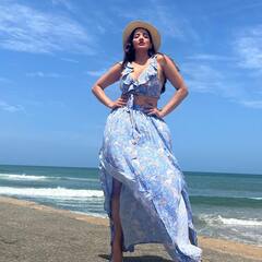 Monalisa: ભોજપુરી એક્ટ્રેસ મોનાલિસાએ વનપીસમાં શેર કરી શાનદાર તસવીરો , હોટ અંદાજ વાયરલ