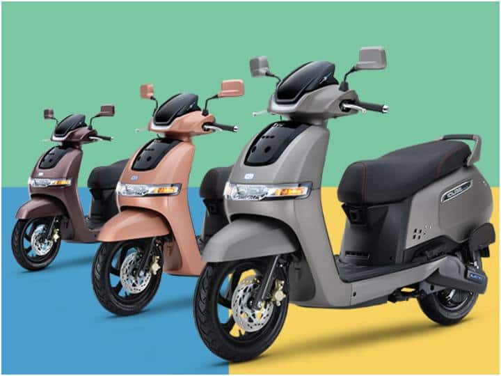 TVS Vs Honda-Bajaj: ஒரே சார்ஜில் 212 கிமீ ரேஞ்ச்; ஹோண்டா, பஜாஜை அடிச்சுத் தூக்கிய டிவிஎஸ்; அசத்தும் ஐக்யூப் EV ஸ்கூட்டர்