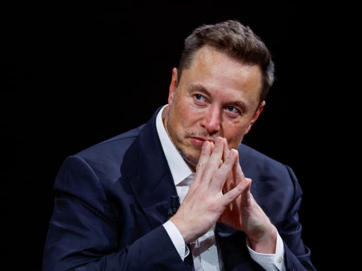 World richest position may snatched from elon musk again record decline in net worth Elon Musk Net Worth: फिर छिन जाएगी नंबर वन वाली कुर्सी? एलन मस्‍क की संपत्ति में बेतहाशा गिरावट  