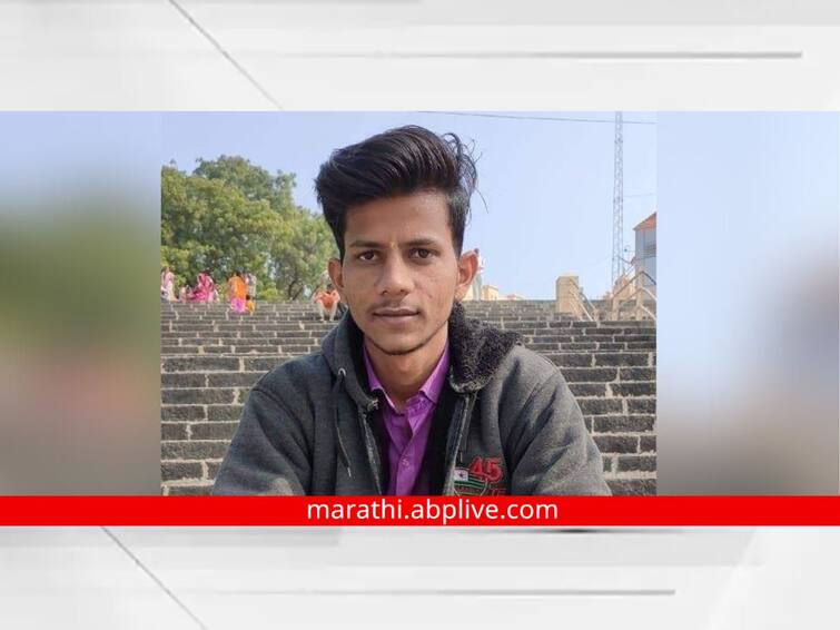 Aurangabad Suicide News Controversy over the birthday banner The young man committed suicide Aurangabad Suicide News : ठाकरे गटातील नेत्याच्या वाढदिवसाच्या बॅनरवरुन वाद; तरुणाने केली आत्महत्या