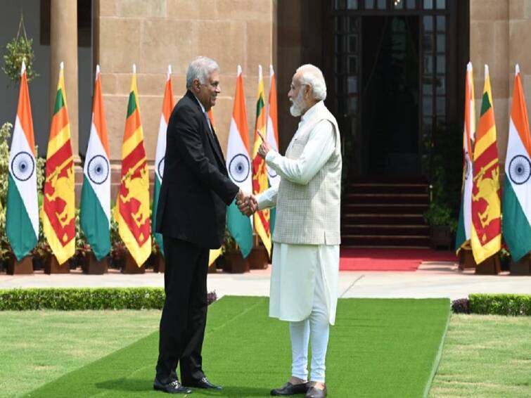 Prime Minister Modi meets Sri Lanka president Ranil Wickremesinghe know more details hete பிரதமர் மோடியை சந்தித்த இலங்கை அதிபர் ரணில் விக்ரமசிங்க..இலங்கை தமிழர்கள் விவகாரம் பேசப்பட்டதா?