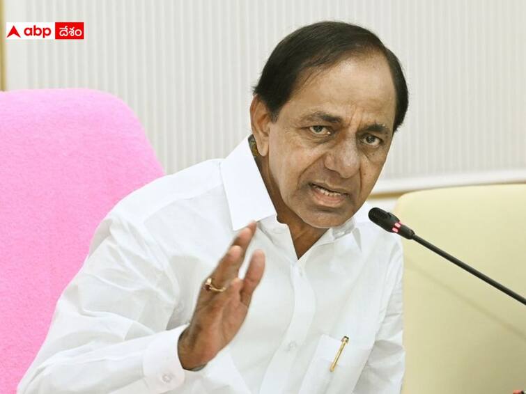 Telangana CM KCR Review Meeting on Rains at Sachivalayam KCR Review On Rains: ముంపు ప్రాంతాలపై స్పెషల్ ఫోకస్ పెట్టండి- భారీ వర్షాలు, వరదలపై సమీక్షలో కేసీఆర్