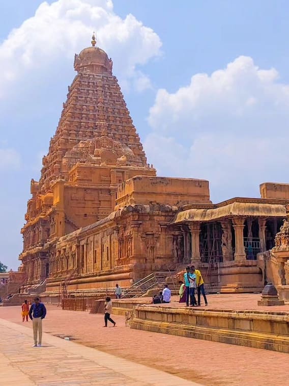 मुस्लिम ही नहीं, हिंदू राजाओं ने मंदिरों पर किए हमले