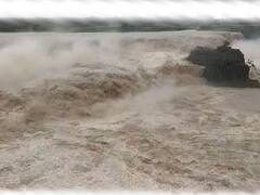 Sahastrakund Waterfall : यवतमाळमधील पैनगंगा नदीवरील सहस्त्रकुंड धबधबा प्रवाहित, तर जोरदार पावसामुळे धबधबा ओसंडून वाहू लागला