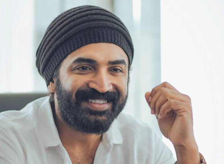 இதனை 7ஜி பிலிம்ஸ் தயாரிப்பு நிறுவனம் தயாரிக்கிறது.