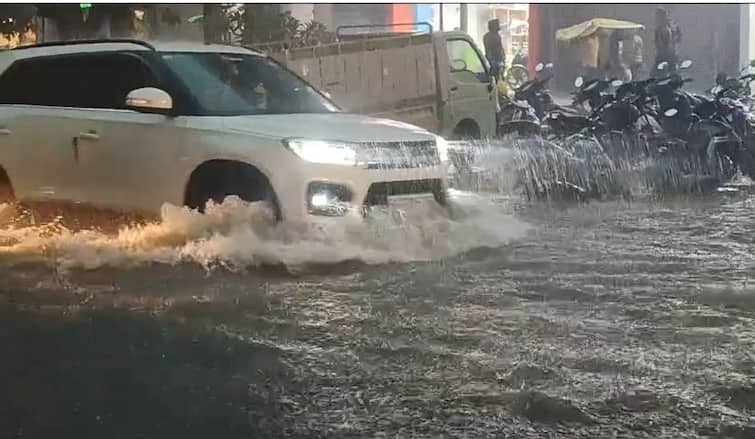 7 inches of rain in Ahmedabad's Bopal, 15 gates of Vasna Barrage opened Ahmedabad Rain: વરસાદે જુનાગઢ બાદ અમદાવાદને ઘમરોળ્યું,શહેરના અનેક ઘરોમાં ઘૂસ્યા પાણી, વાસણા બેરેજના 15 દરવાજા ખોલવામાં આવ્યા