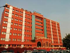 'ये तो महिलाओं का अपमान है', मैटरनिटी लीव नहीं दिए जाने पर बोला ओडिशा हाईकोर्ट