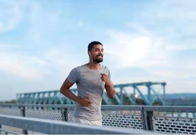 ਪ੍ਰਦੂਸ਼ਣ ਤੇ ਸਿਗਰਟਨੋਸ਼ੀ ਦਾ ਮਰਦਾਂ ਦੀ ਜਣਨ ਸ਼ਕਤੀ 'ਤੇ ਵਿਸ਼ੇਸ਼ ਪ੍ਰਭਾਵ ਪੈਂਦਾ ਹੈ। ਇਸ ਤੋਂ ਬਚਣ ਲਈ ਤੁਸੀਂ ਲਾਈਕੋਪੀਨ ਨੂੰ ਡਾਈਟ 'ਚ ਸ਼ਾਮਲ ਕਰ ਸਕਦੇ ਹੋ। ਇਹ ਪ੍ਰਜਨਨ ਸਮੱਰਥਾ ਨੂੰ ਸੁਧਾਰਨ ਵਿੱਚ ਮਦਦ ਕਰਦਾ ਹੈ। ਇਹ ਮਰਦਾਂ ਵਿੱਚ ਪ੍ਰੋਸਟੇਟ ਕੈਂਸਰ ਦੇ ਜੋਖਮ ਨੂੰ ਵੀ ਘਟਾਉਂਦਾ ਹੈ।